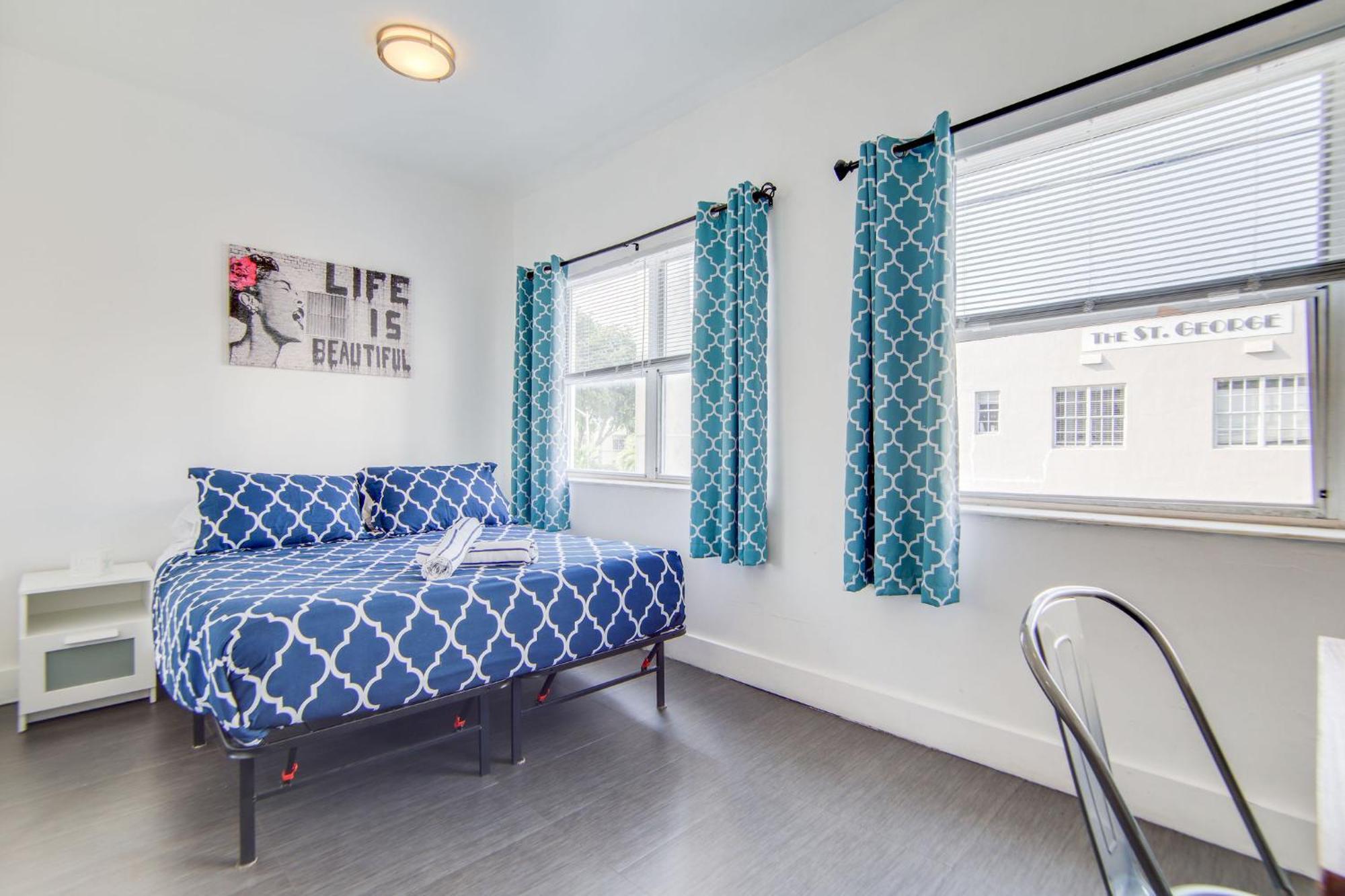 Chic Large Studio Apt Near Ocean Drive South Beach ไมอามีบีช ภายนอก รูปภาพ