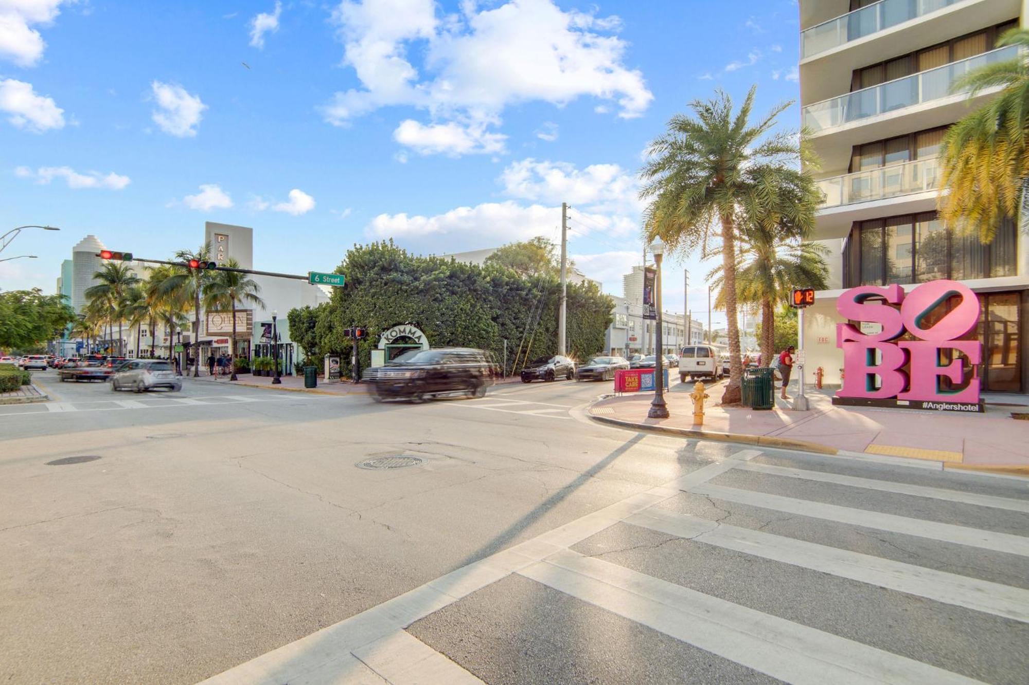 Chic Large Studio Apt Near Ocean Drive South Beach ไมอามีบีช ภายนอก รูปภาพ